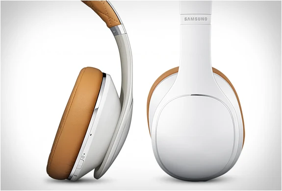 Level Over Headphone